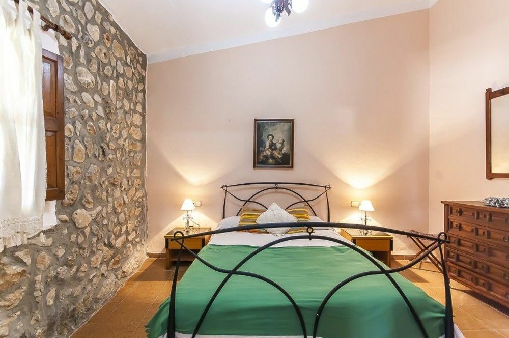 Finca Can Calistro エクステリア 写真
